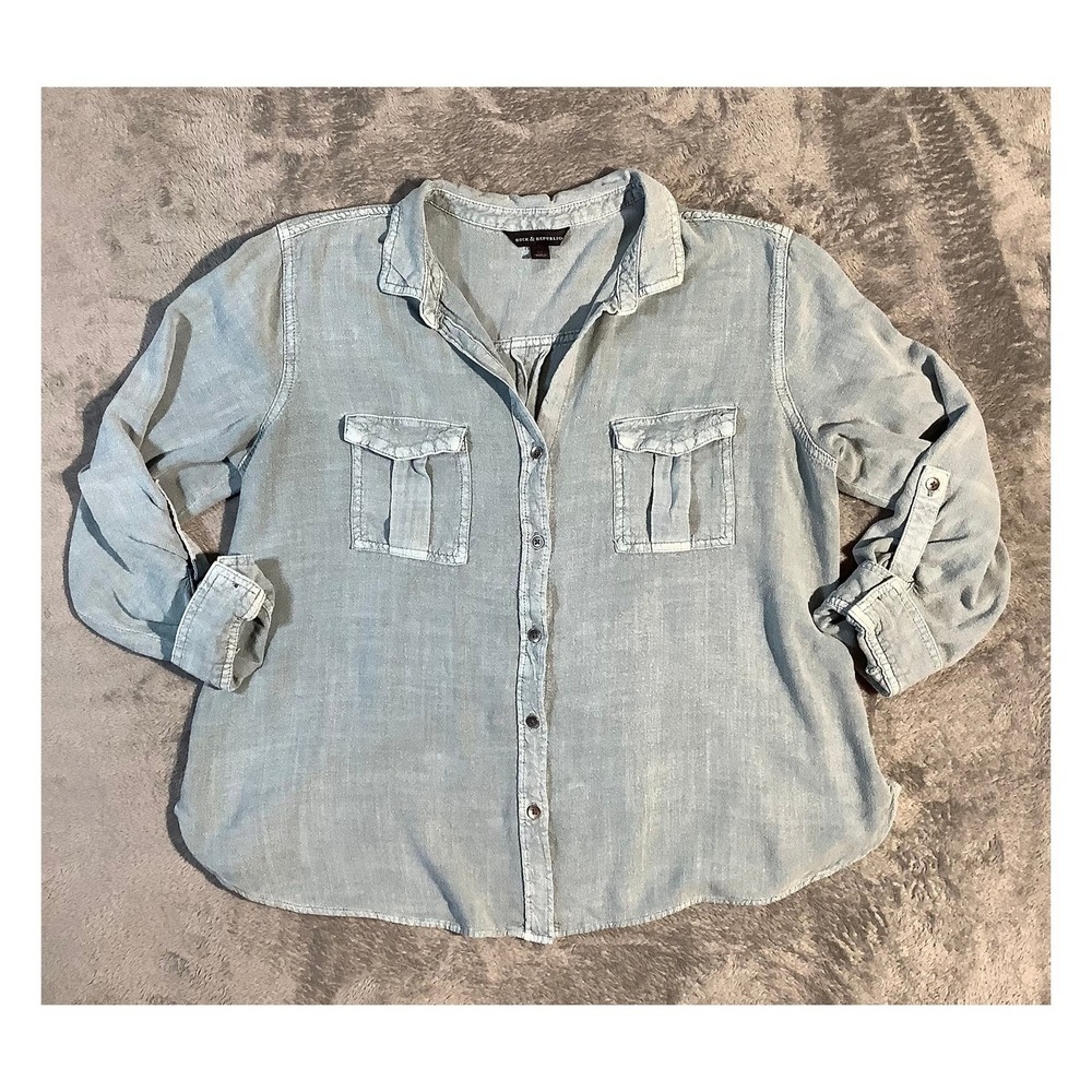 Rock & Republic Women's Light Blue Button Down Shirt Size XL